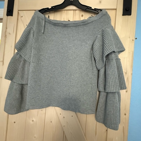 Endless Rose Light Gray Knit Top - Picture 6 of 10